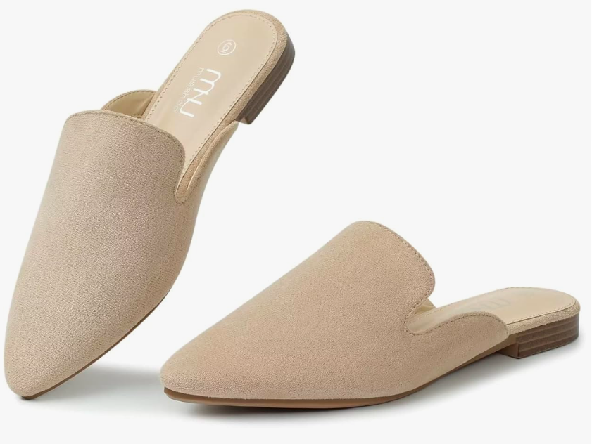 Фото Мюли, косынки кроше и плетёные балетки: обзор самых модных трендов в одежде летом-2025 4 - Сиб.ФМ Фото Мюли, косынки кроше и плетёные балетки: обзор самых модных трендов в одежде летом-2025 4